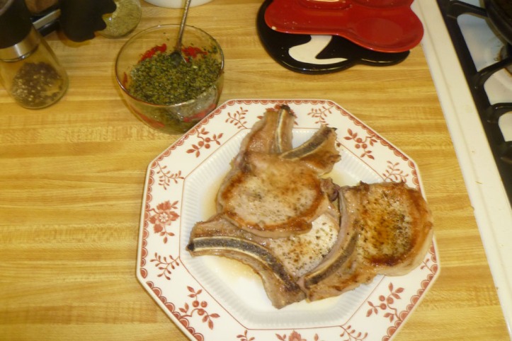 pork chops with roasted kale & walnut pest0